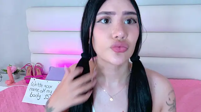 Atenea_Bunny - Flash Boobs