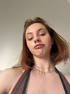 Camilla_Railian - Tease me under my panties 🔥