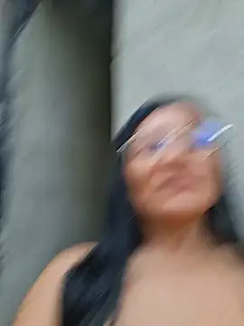 Maturexxxnaughty - I masturbate in front of a stranger