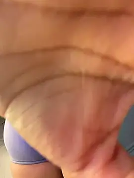 Bluee_sky - Ride dildo+naked