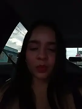 Julieth_hot-69 - Undress me in the car 😈🙈