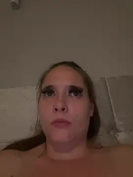 Poppylooloo - Show boobs