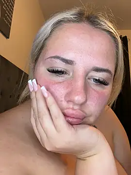 CurvyBaby14 - Make me squirt