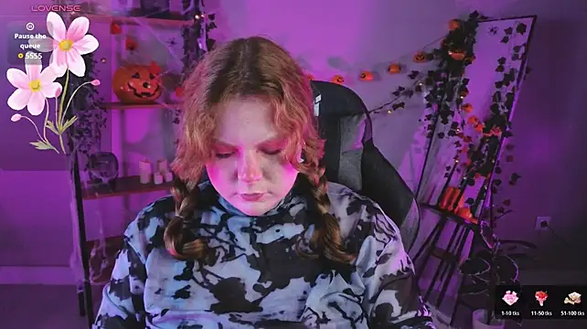 Cassie_xKiss - change clothes