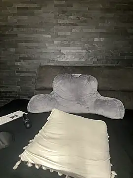 Blackpearlx666 - Fake Sperma on my Face