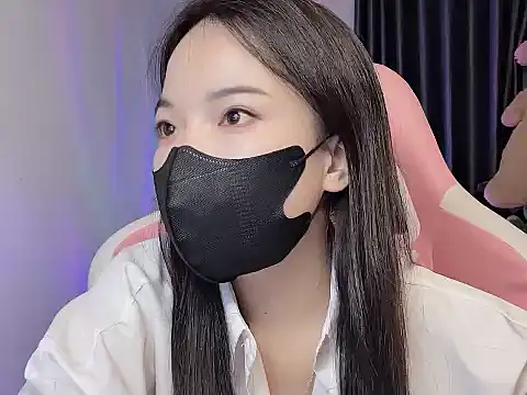 Julie_Ulie - Hôm nay khum Dâm Khum Đĩ chỉ nhận🌺20/10