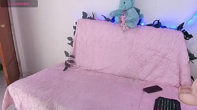 Arii_rosee - TOPLESS SEXY DANCE