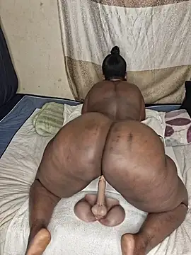 AdelaideT - Pussy play & anal