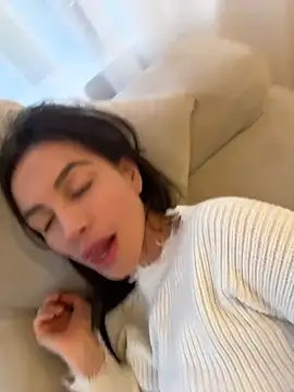 Karinasantos_ - I want to ride your cock ✨