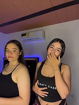 Zow_ - 🎀 FRENCH KISS + SHOW BOOBS BOTH 🎀