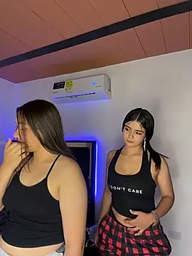 Zow_ - 🎀 FRENCH KISS + SHOW BOOBS BOTH 🎀