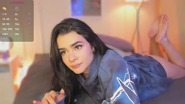 Emma_soul1 - Show boobs + oil