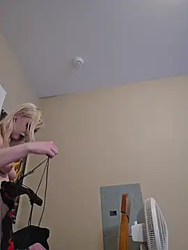 AmethystFoxx - Gape ass with widest plug