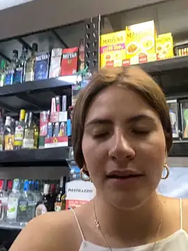Andrea_19blonde - Show bobos pío
