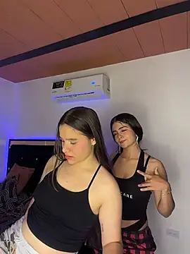 Zow_ - 🎀 FRENCH KISS + SHOW BOOBS BOTH 🎀