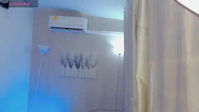 Arelis_ - Suck nipples