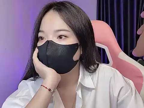Julie_Ulie - Hôm nay khum Dâm Khum Đĩ chỉ nhận🌺20/10