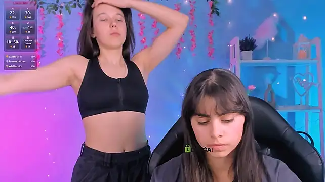 Aria_wild_ - flash boobs