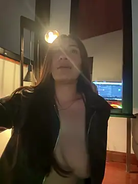 Emmily_d - Plug Anal