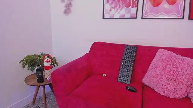 Zoeseven7 - show tits