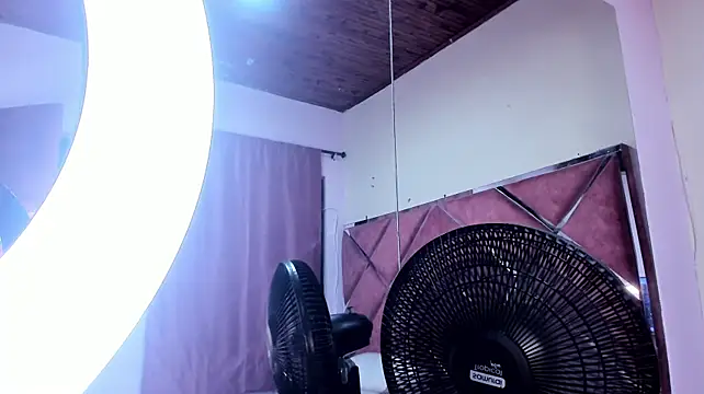 Megan11_11 - FUCKMYSELF WITH DILDO