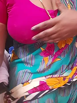 Tamil_Ammani - Boobs show😜😜😝🥰🔥🔥🔥