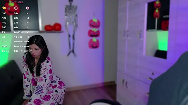 NanakoDollx - OIL SHOW