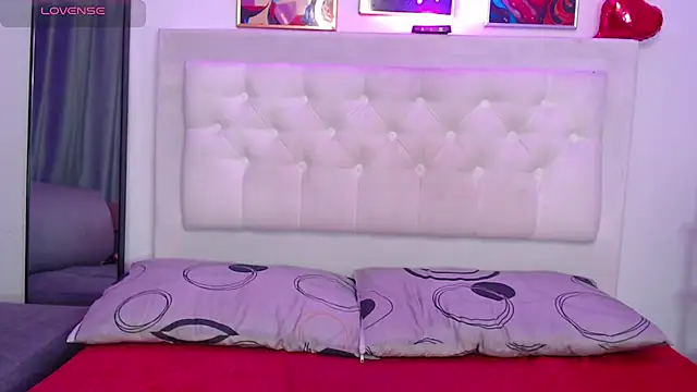 Jescaoporto4 - spread your legs and show your pussy