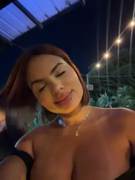 Irina_Velvett - Flahs tits inpublic 💋🥴😈