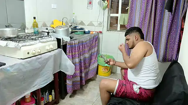 Boycuriousxxx - CUM ON TITS✨✨💦😘