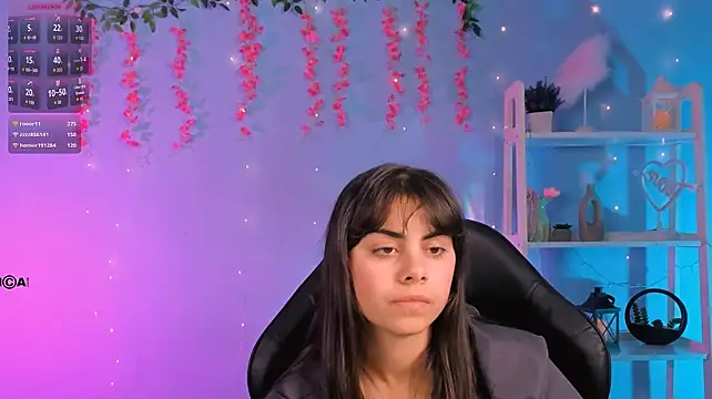 Aria_wild_ - flash boobs