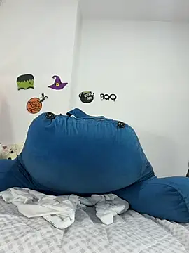 Nurse_becky - put my big cock in I want to see your cr