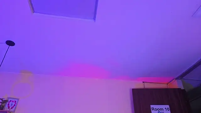 Emily_leinner - suck your fingers, put them in your puss