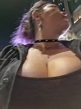 Sophie_banger - My friend strokes & suck my nipples 🥵