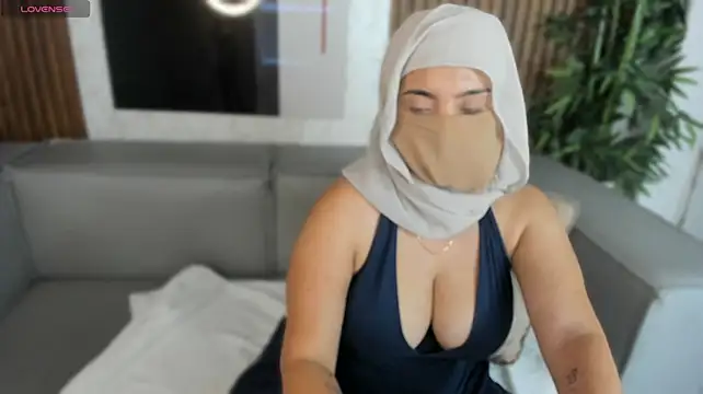 ZaynaSecret - show pussy