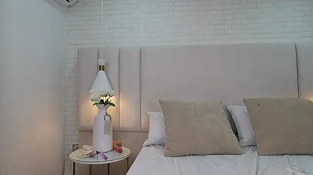 Nina_gb - ANAL PLUG IN YOUR FACE 🔥