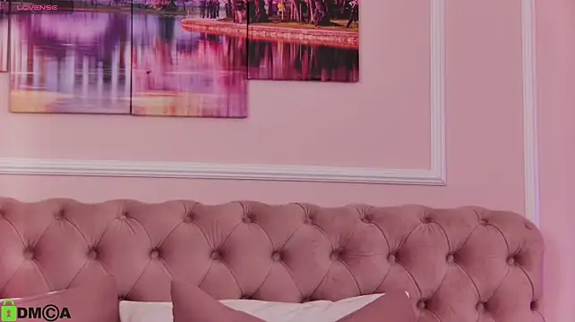 LanaKream - Ladies cum first!