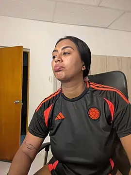 Tracycum - Make the queen happy