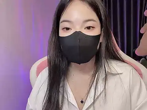 Julie_Ulie - Hôm nay khum Dâm Khum Đĩ chỉ nhận🌺20/10