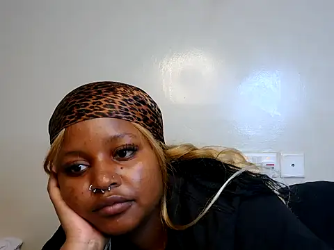 Sexybrii_ - help me squirt my loves