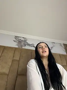 Emily_Trujillo - A finger inside asshole 🌸👈🏻