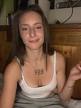 TeenLeonie18 - 🍒 Show my Boobs 3 min.