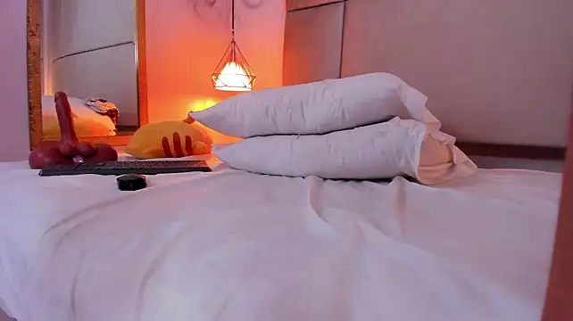 Jadetorres_ - 🔥🍑Rub my asshole with 1 finger🔥🍑