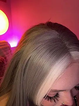 ChloeLockhart - toy control 5 min + oil tits