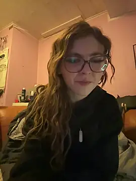 Alina-420 - Show Ass
