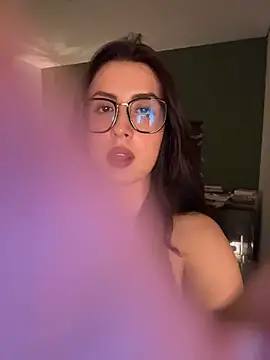 EmaSaenz - ENJOY YOUR VIBES EMMA