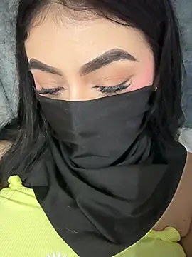Zharaaa18 - I slowly insert my dildo