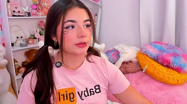 Dolce_antonellaa - glass dildo in the butt