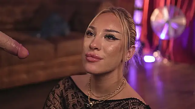 NalaGlow - Sloppy Blowjob💦
