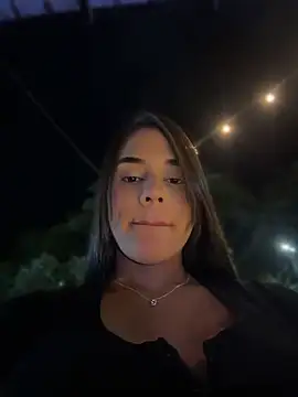 BellaLeclair_ - Close skirt down